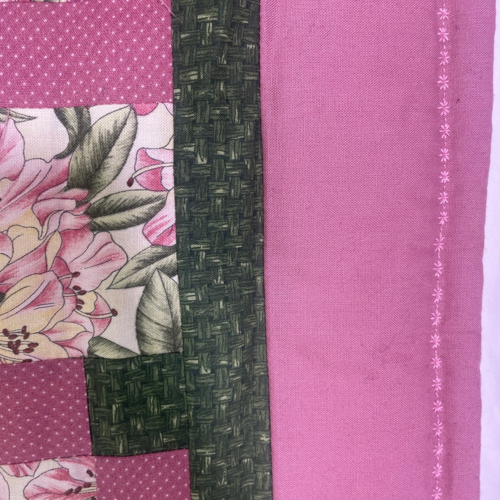 Vintage Handmade Patchwork Quilt Wall Hanging Lap Blanket 37x37 Pink Floral - Picture 3 of 5